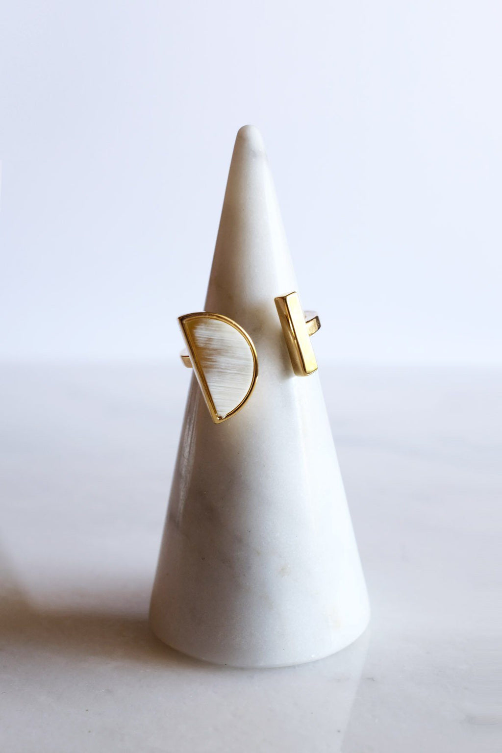 Aquaterra Horizon Ring